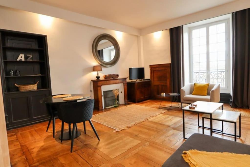 Appartement La Couronne Sarlat-La-Caneda Exterior photo